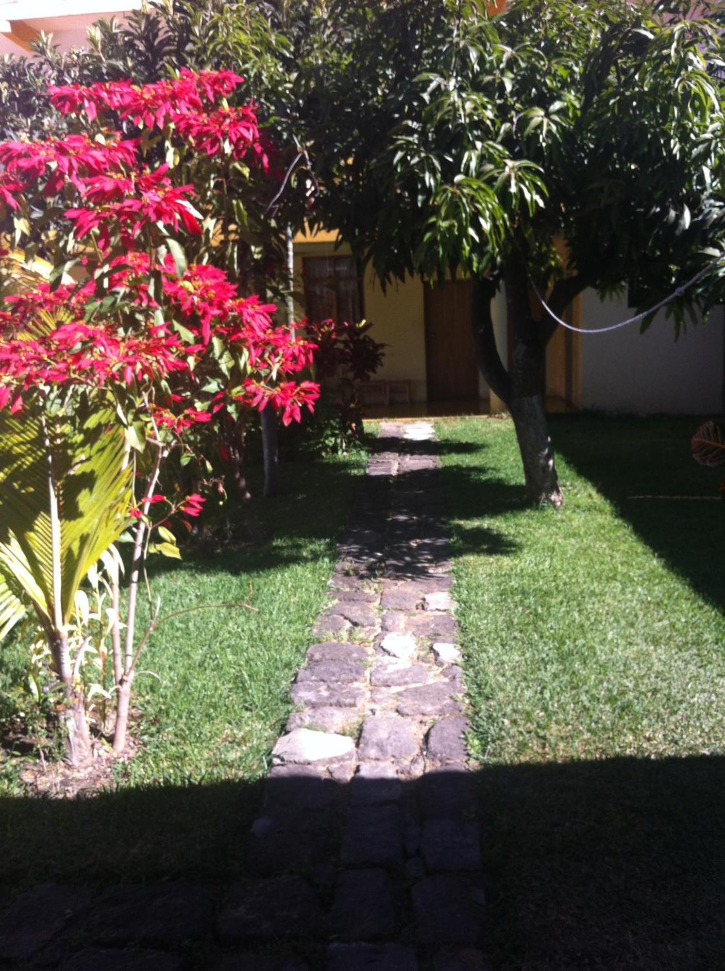 Hotel Paraiso San Pedro La Laguna Exterior photo